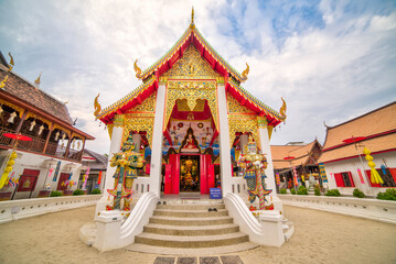 Fototapeta premium Buddhist Temple