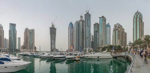 Fototapeta premium A view of the marina at Dubai