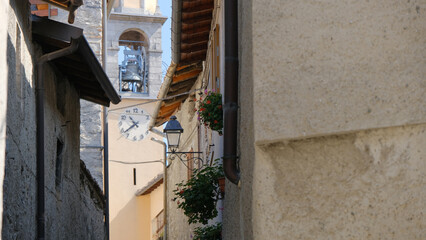 Il borgo di Rezzago in provincia di Como.