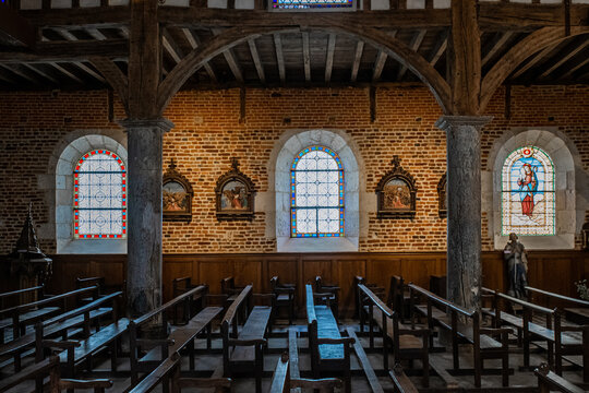 Eglise fortifi&eacute; Saint-Medard de Parfondeval