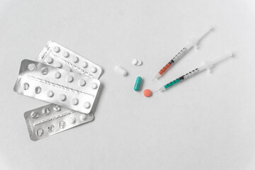 vacunas y medicinas para curar el covid