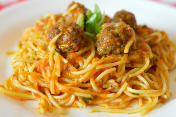 spaghetti with meatballs