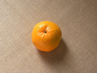 Ripe whole Kinnow mandarin hybrid Orange fruit © Maneesh