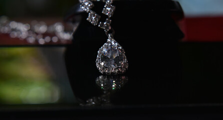 Selected diamonds Symmetrical and beautiful for jewelry making