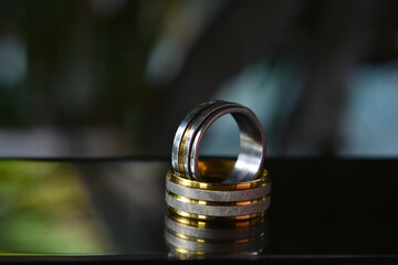 Two rings
Is a gold and silver ring