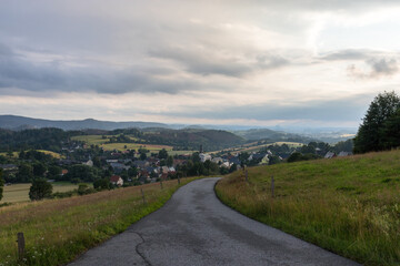 Abendsonne über der Sächsischen Schweiz bei Sebnitz