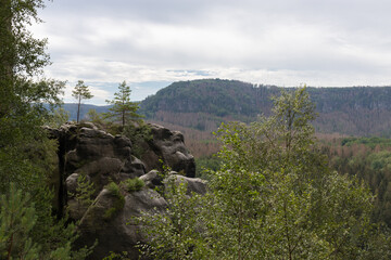 Herrliche Aussicht &uuml;ber die Felsformationen der s&auml;chsischen Schweiz