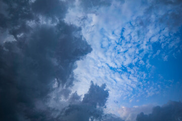 Obraz premium clouds, sky,after the rain, rain comming,blue clouds, amazing sky