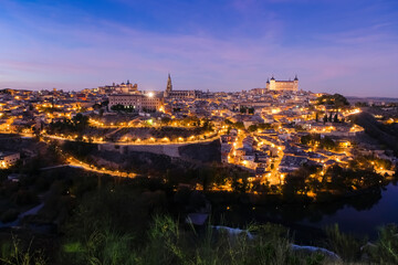 スペイン トレド 夜景