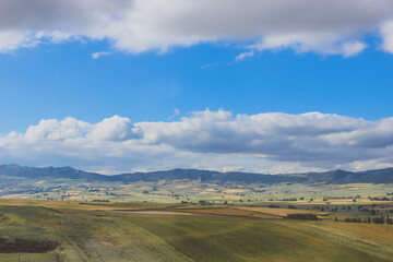the road to the mountains