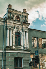 Fototapeta na wymiar Decaying Mehring's palace in Stara Pryluka, Ukraine