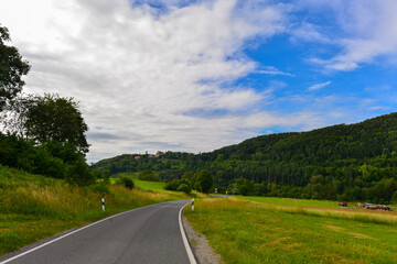 Landstrasse in Schlüchtern im Main-Kinzig-Kreis / Hessen
