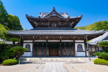 Naklejka premium 由良町 興国寺 本堂