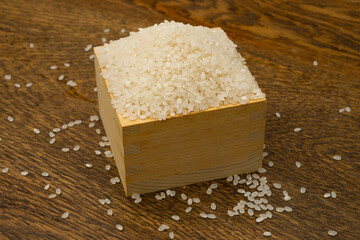 升から溢れる精米