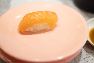 Salmon sushi