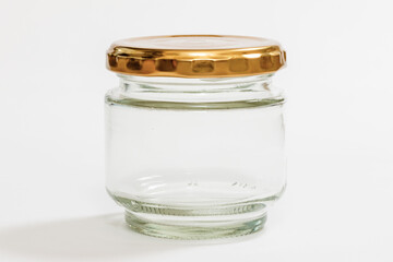 蓋がついた透明ガラス瓶