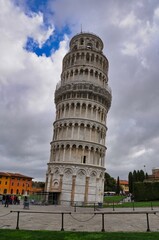 leaning tower of pisa italy