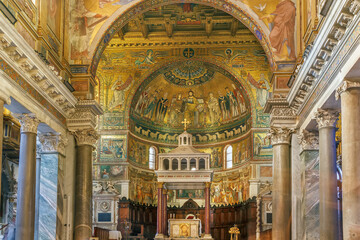 Fototapeta na wymiar Santa Maria in Trastevere, Rome, Italy