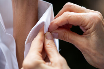 cuff fastening phase