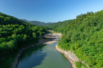 Fototapeta na wymiar 北海道　桂沢湖の夏の風景