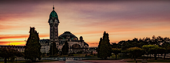 Gare des B&eacute;n&eacute;dictins