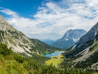Fototapeta na wymiar Seebensee and Drachensee near Ehrwald in Tyrol