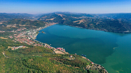 Fototapeta na wymiar Aerial view of lake