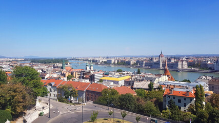 Fototapeta na wymiar stunning view of Budapest located around the Danu River