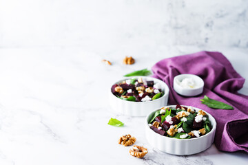 Spinach beet goat cheese walnuts salad