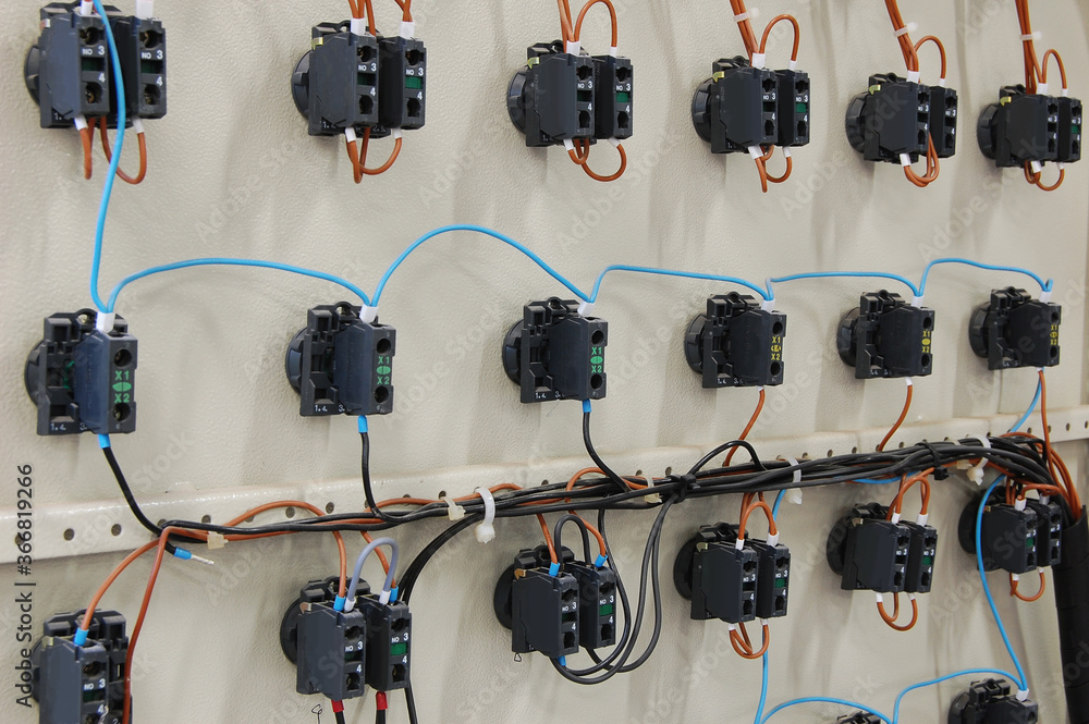 Aufkleber electrical equipment. automatic circuit breakers in a row. electric switches in fusebox.