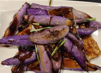 Aubergines frit sauce sucrée, plat chinois