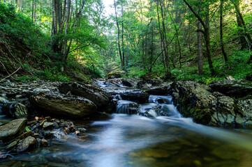 La Warche, au pied du Château