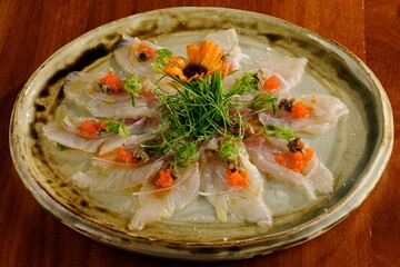 Carpaccio de robalo