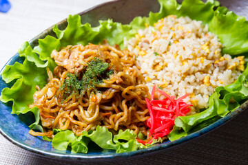 焼きそばチャーハン