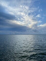 Obraz premium blue sky and sea and clouds