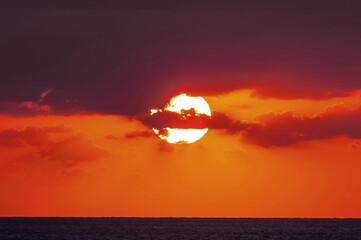 Fototapeta na wymiar The fantastic and wonderful sunset Caribbean sea.
