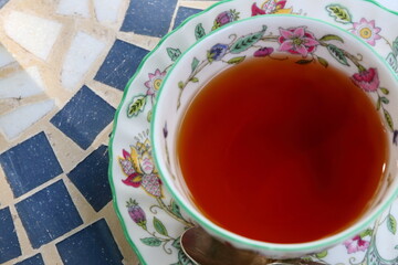 ティーカップと紅茶