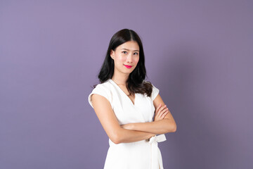 Obraz premium Young asian business woman with happy face