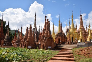 these wonderful pagodas are found in the land of Myanmar