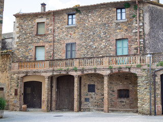 Plakat Medieval architecture in Monells village in Catalonia, Spain