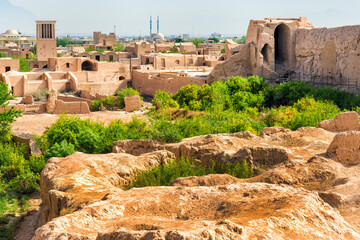 Narin Qal’eh ramparts and the city viewed from Meybod mud-brick fortress, Yazd Province, Iran, Asia