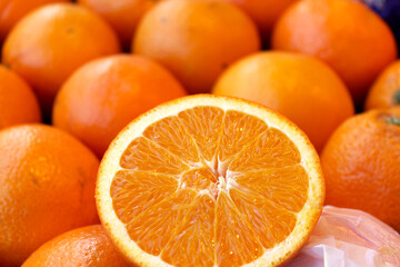 Orange auf dem Lüneburger Wochenmarkt. 