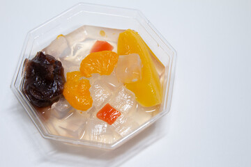日本の夏のデザート「あんみつ」
