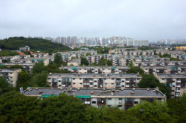 Fototapeta na wymiar An old apartment planned to be rebuilt in Korea. 