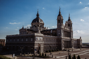 Fototapeta na wymiar madrid plaza de oriente, palacio real
