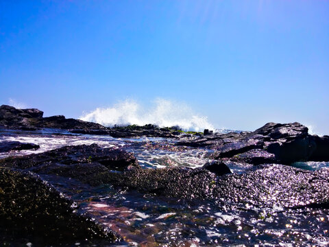 wave on rocks