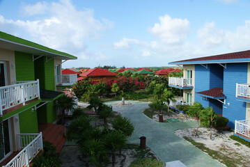 Fototapeta na wymiar colorful houses near the sea on the beach