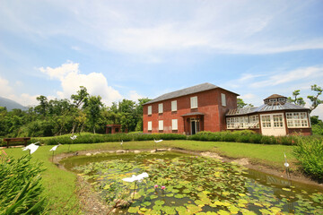 Sunny view of the beautiful Renshan Botanical Garden