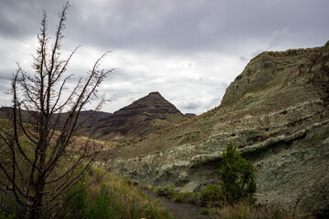 John Day Fossil Beds National Monument Mountains and Rock Features