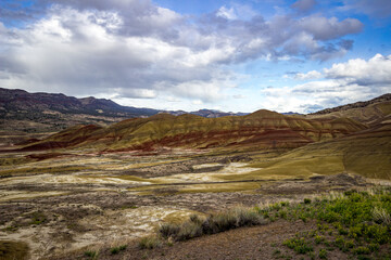 Fototapeta na wymiar John Day Fossil Beds National Monument Mountains and Rock Features